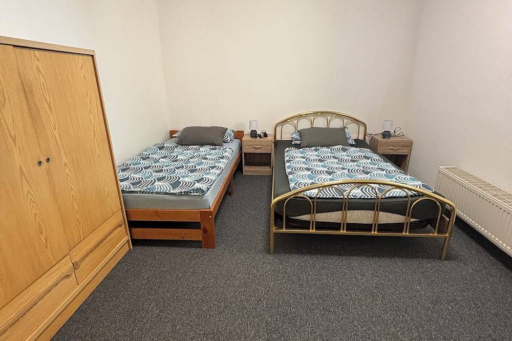 Ganze Wohnung, Gemütliche Ferienwohnung an der Saar nähe A8/A620 in Beckingen in Beckingen, Saargau