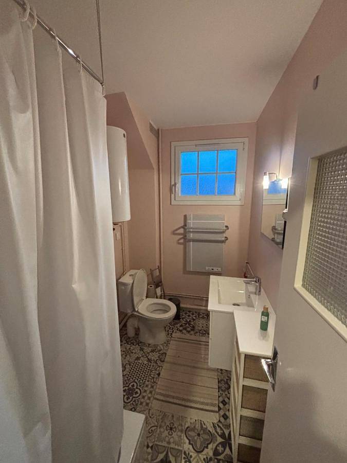 Gîte pour 4 personnes, avec balcon et vue dans Thermes de Bagnoles de l'Orne - 4