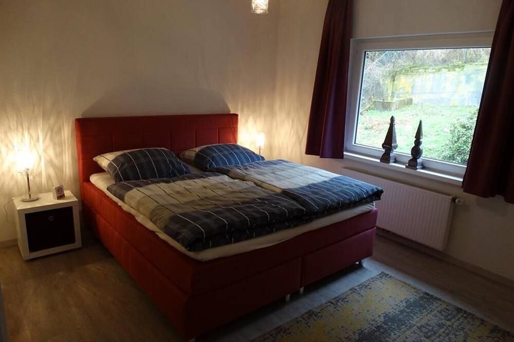 Ganze Wohnung, Waldblick 1 (4-Bett-Wohnung) - Ferienwohnung Waldblick in Waldbreitbach, Rheinland-Pfalz