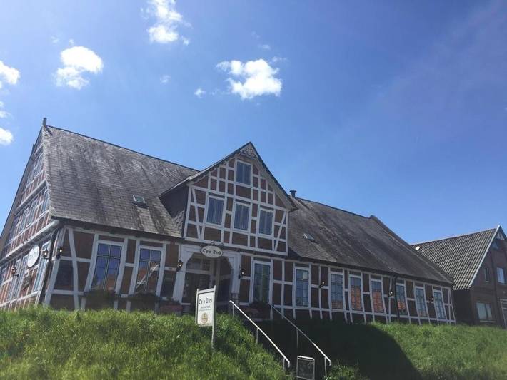 Hotel für 2 Personen, mit Terrasse und Garten in Mittelnkirchen