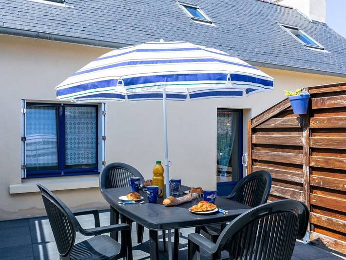 Location de vacances pour 4 personnes, avec Terrasse et Jardin à Plounévez-Lochrist
