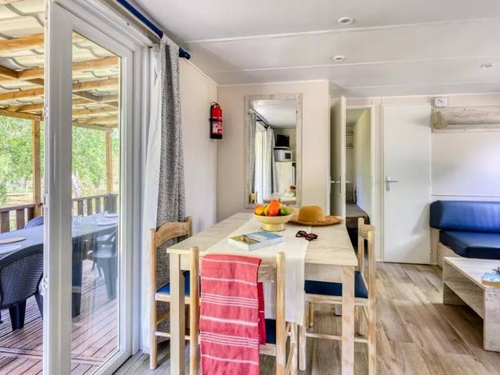 Mobil home pour 8 personnes, avec bassin pour enfant à Saint-Sornin - 4