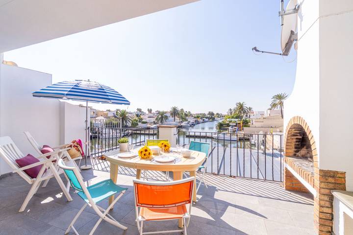 Vakantieappartement voor 6 personen, met terras in Empuriabrava