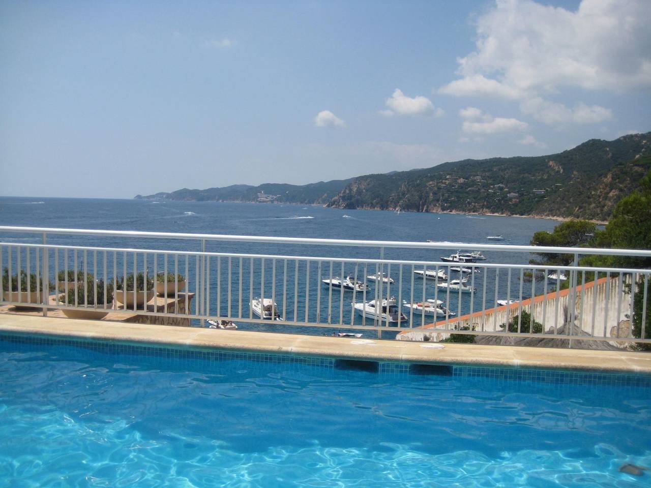 Apartamento entero, Apartamento tranquilo con vista al mar, piscina y parking en Sant Feliu de Guíxols in Cala del Vigatà (Sant Feliu de Guíxols), Sant Feliu de Guíxols
