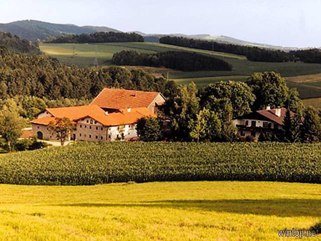 Hotel für 2 Personen, mit Balkon/Terrasse und Terrasse sowie Garten und Sauna in Hauzenberg