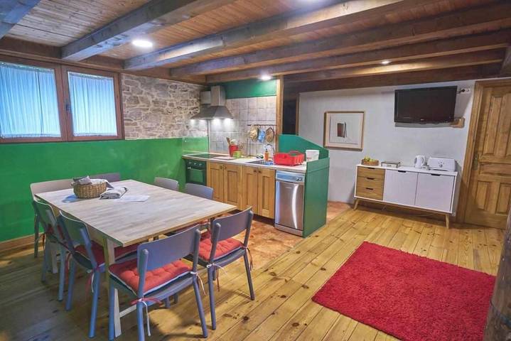 Casa rural para 10 personas, con terraza y jardín, Se admiten mascotas en La Jacetania - 4