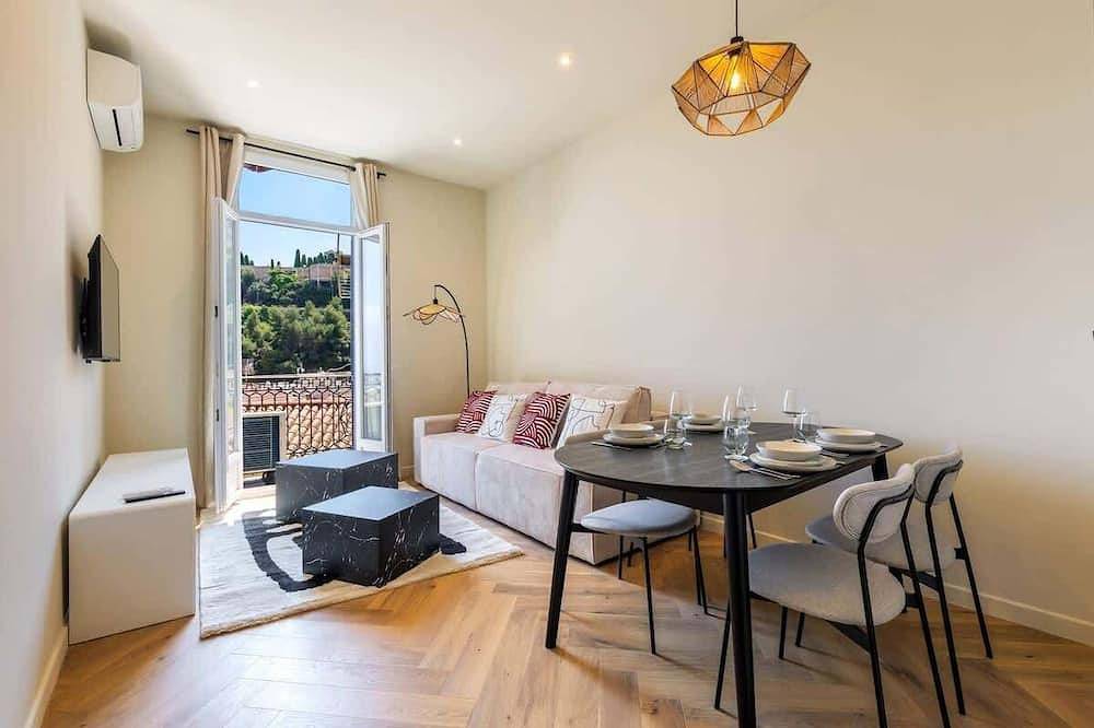 Ganze Wohnung, Elegant one-bedroom apartment with sea view at the gateway to Monaco in Beausoleil, Mittelmeerküste (Frankreich)