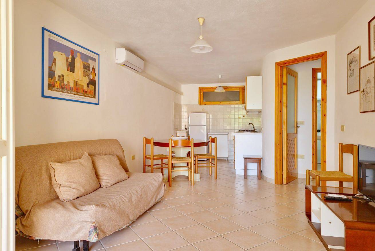 Appartamento intero, [Maison Bouganvillea] Appartamento a 150 metri dal mare  in Sas Linnas Siccas, Orosei