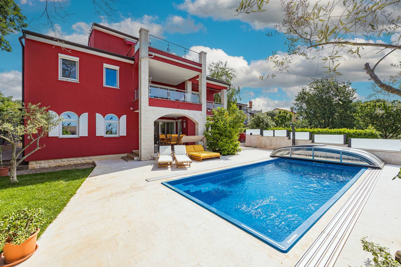 Appartement entier, Apartment Ayni With Private Pool in Umag, Région d'Umag