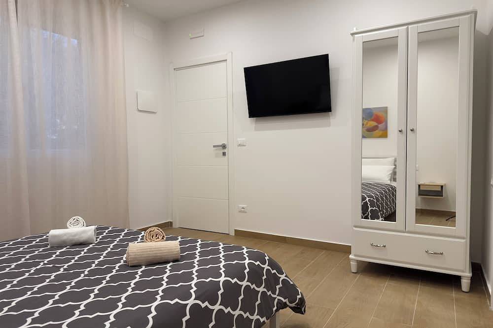 Camera Matrimoniale con Bagno privato a 20 metri dall'Aeroporto di Treviso in Treviso, Provincia de Treviso