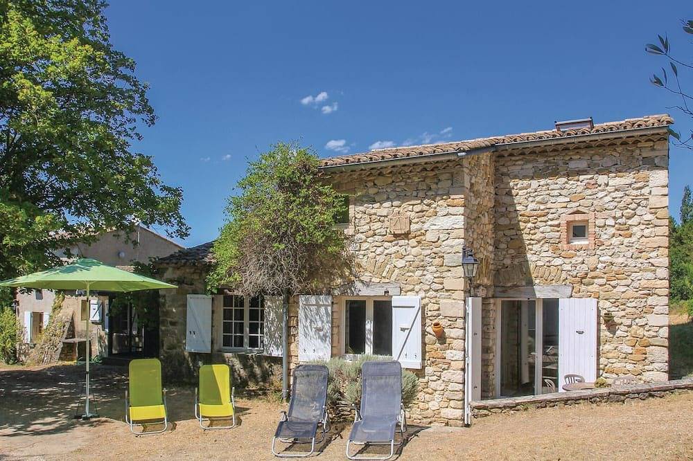Amazing home in La Begude-De-Mazenc in La Bégude-de-Mazenc, Nyons region