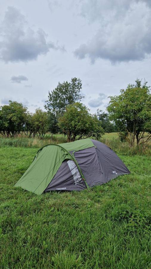 Camping für 8 Personen, mit Terrasse und Garten sowie Ausblick in Pommern - 4