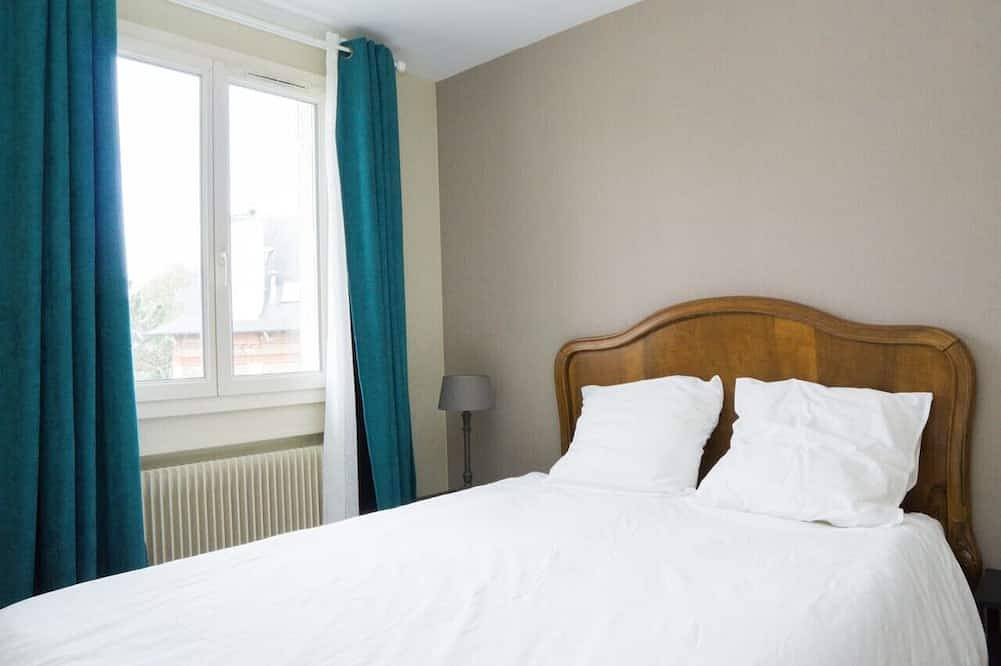 Apartamento entero, Beautiful T3 10 km from Paris Porte de St Cloud in Vaucresson, Altos del Sena