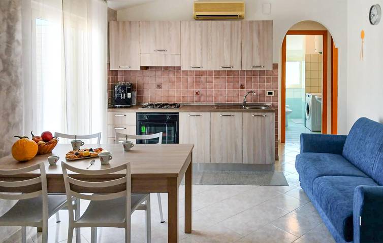 Apartamento vacacional entero, Apartamento con vistas al mar, piscina, aire acondicionado y WiFi | Falerna Marina 1.5km in Nocera Terinese, Provincia de Catanzaro