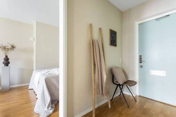 Ganze Wohnung, Scandi apartment, washer, metro 30s in Sundbyberg, Schwedische Ostsee