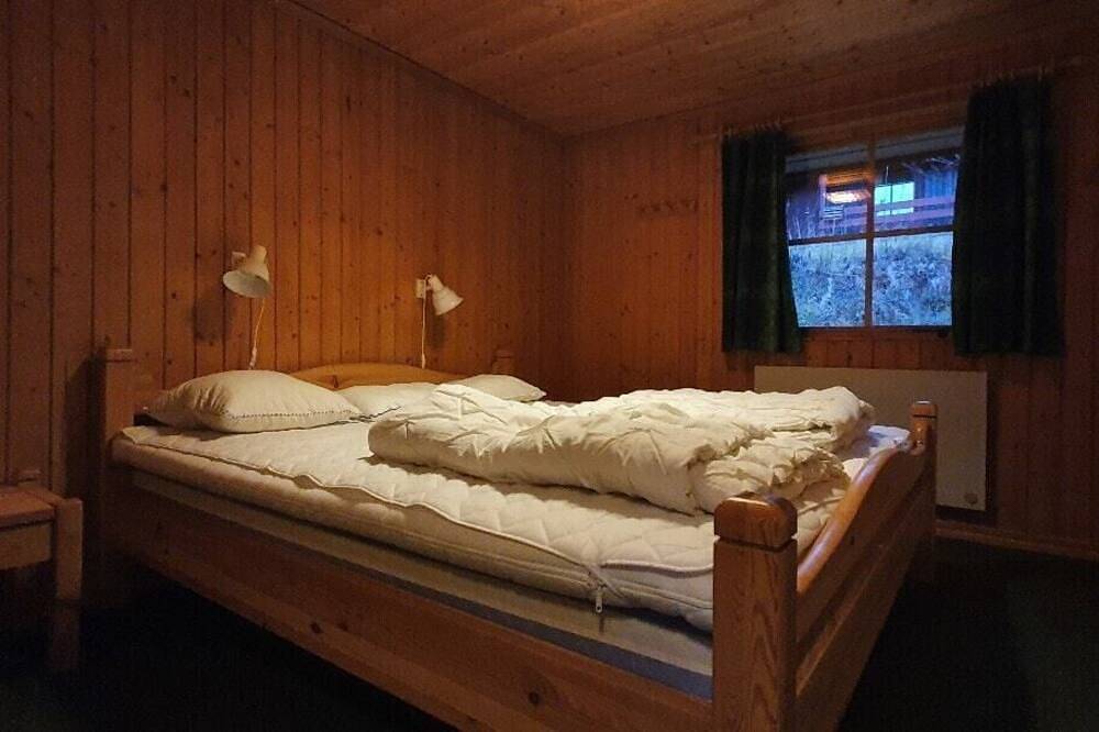 Sauna | Wi-Fi | Terrace | Wood stove | Cable Tv in Lofsdalen, Härjedalen