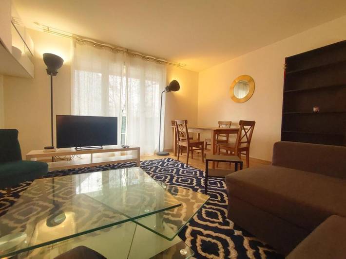 Gîte pour 5 personnes, avec balcon dans Paris La Défense Arena - 3