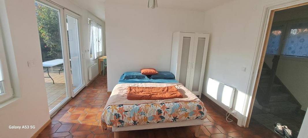 Ferienwohnung für 3 Personen, mit Terrasse und Garten sowie Ausblick - 1