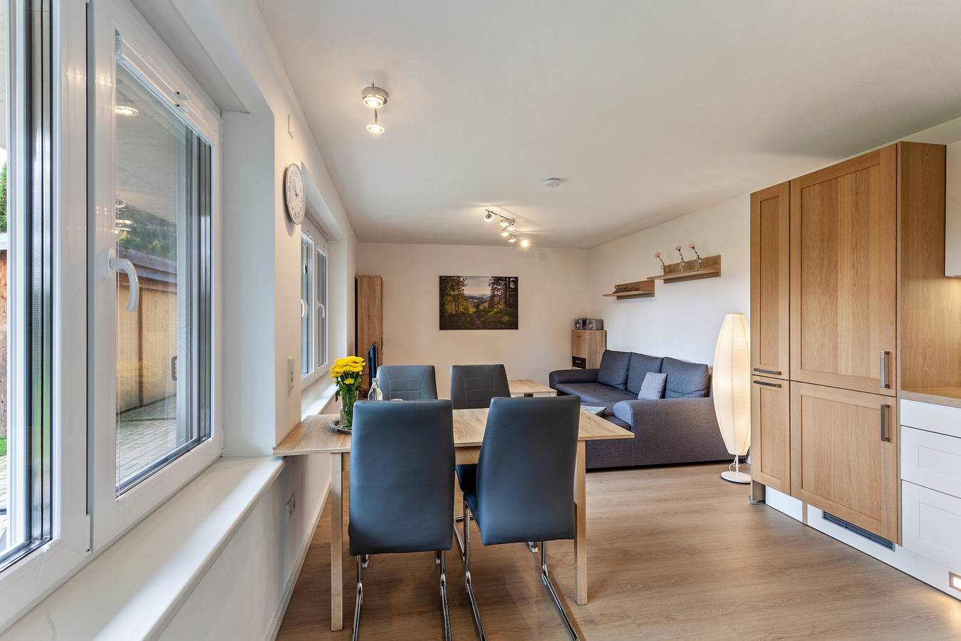 Appartement entier, Appartement "Kleine Auszeit" avec vue sur les montagnes, terrasse privée et Wi-Fi in Schmallenberg, Arrondissement du Haut-Sauerland