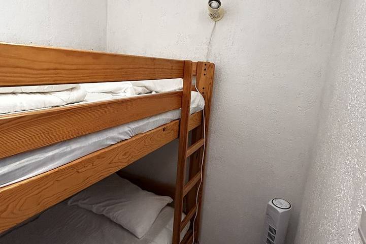 Gîte pour 6 personnes, avec jacuzzi et balcon, animaux acceptés dans Plage de l'Argentière - 4