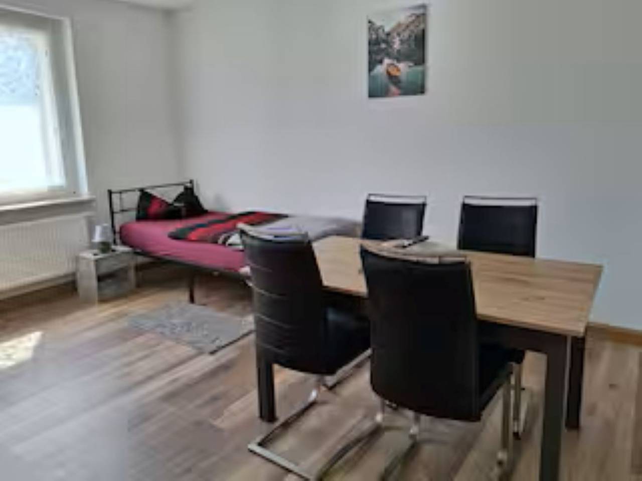 Ganze Ferienwohnung, Schöne Vollausgestattete Monteurs- Gästewohnung nähe Raffinerie Leuna und Geiseltalsee / 0303 in Braunsbedra, Saale-Unstrut