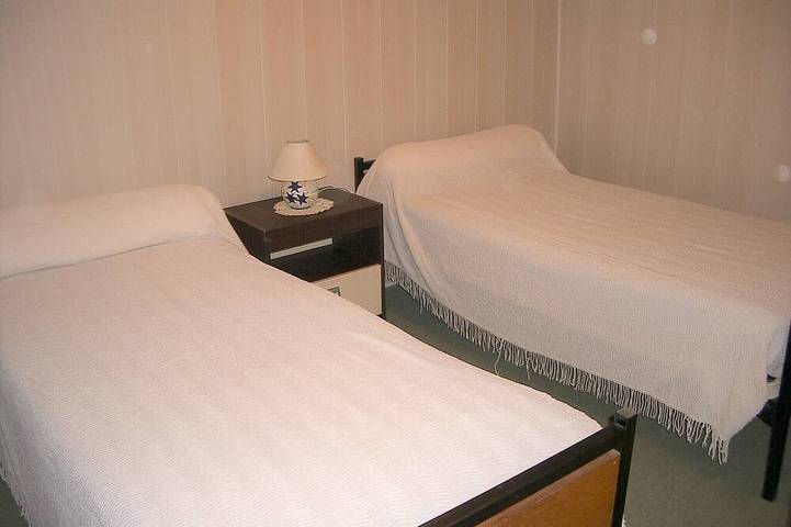 Maison de vacances pour 4 personnes, avec Jardin dans le Cantal - 3