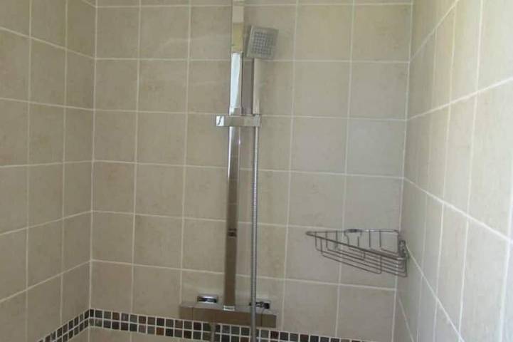 Location de vacances pour 3 personnes, avec jardin et piscine à Vedène - 4