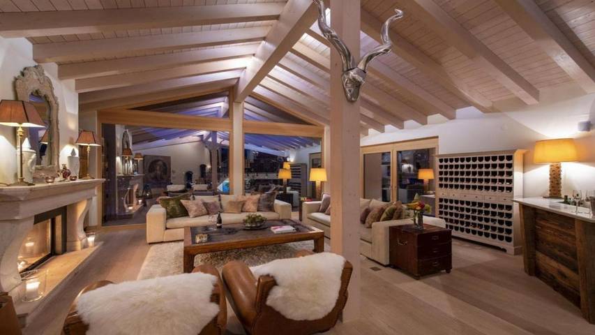 Apartament wakacyjny dla 12 osób, z jacuzzi i sauna oraz ogród w Aosta