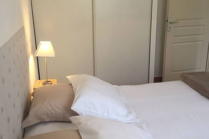 Location de vacances pour 4 personnes, avec jardin ainsi que piscine et terrasse, animaux acceptés à Serra-di-Fiumorbo - 2