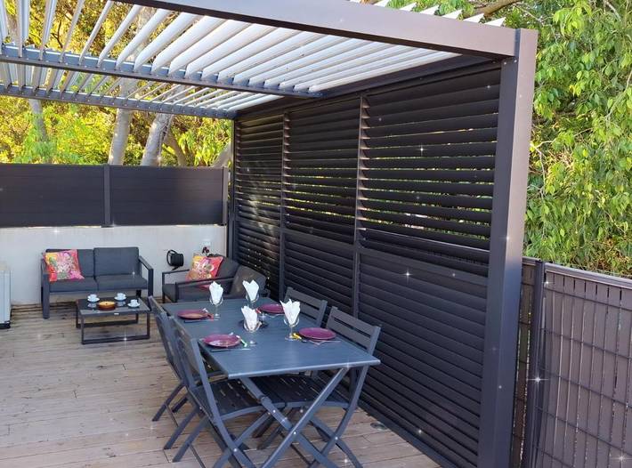 Location de vacances pour 4 personnes, avec piscine et jardin à Uchaud - 2