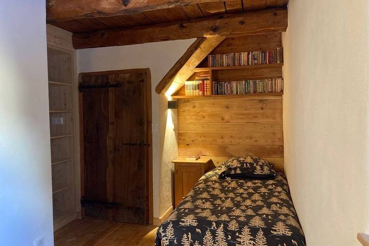 Ganze Wohnung, 10212 Mountain chalet with sauna, Jacuzzi, hammam and frigidarium. in Cervières, Briançon und Umgebung