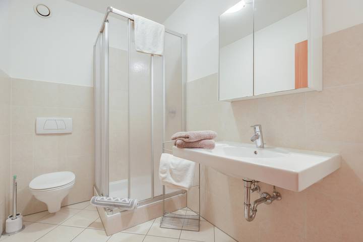 Entire apartment, Apartment "Kelderer Hof - Meran" with Mountain View, Terrace, Garden & Wi-Fi in St. Martin in Passeier, Passeiertal
