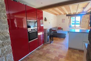 Gîte pour 9 personnes dans Cesancey