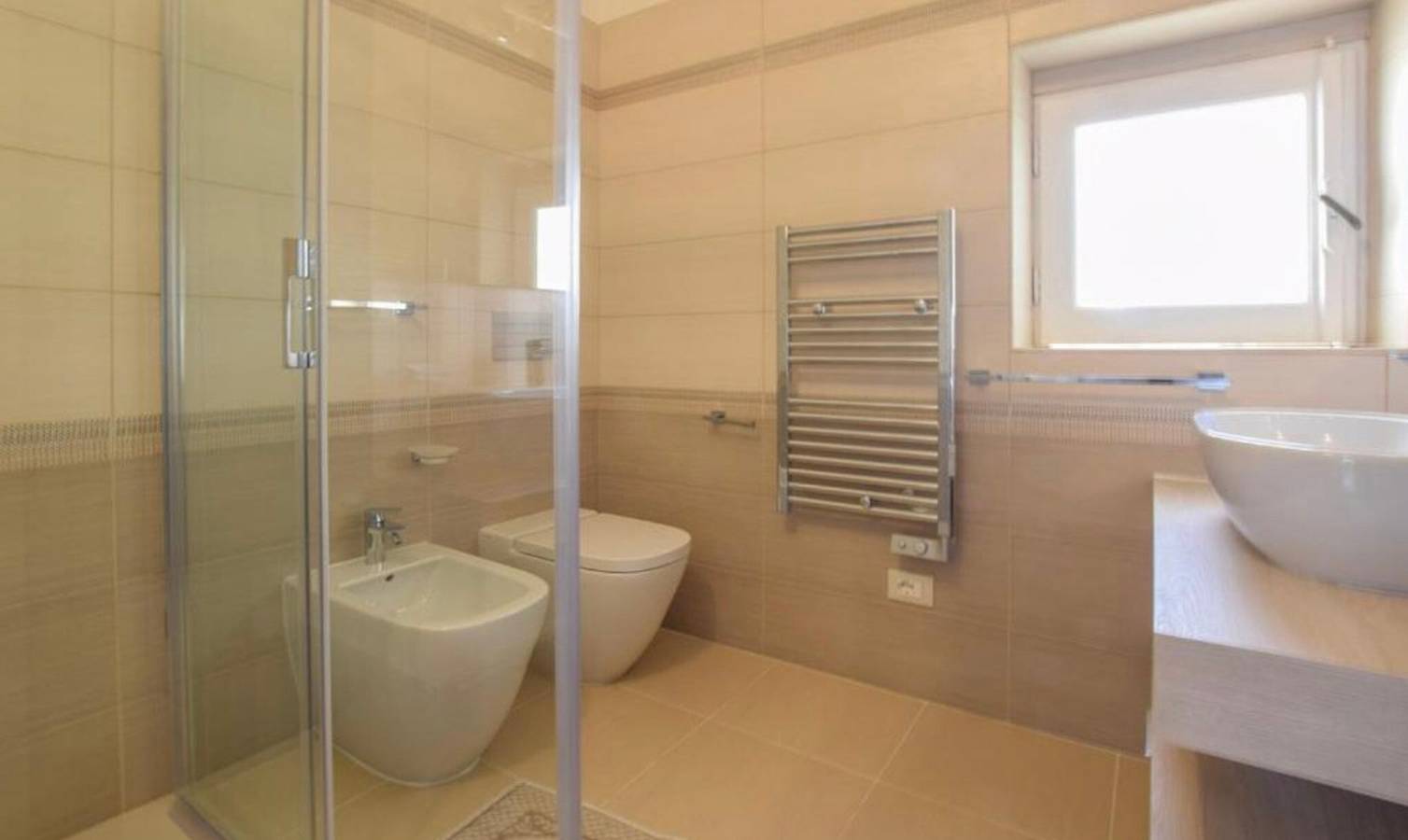 Appartement 'Appartamento Incantevole In Villa' met Uitzicht op Zee, Wifi en Airconditioning, foto 11