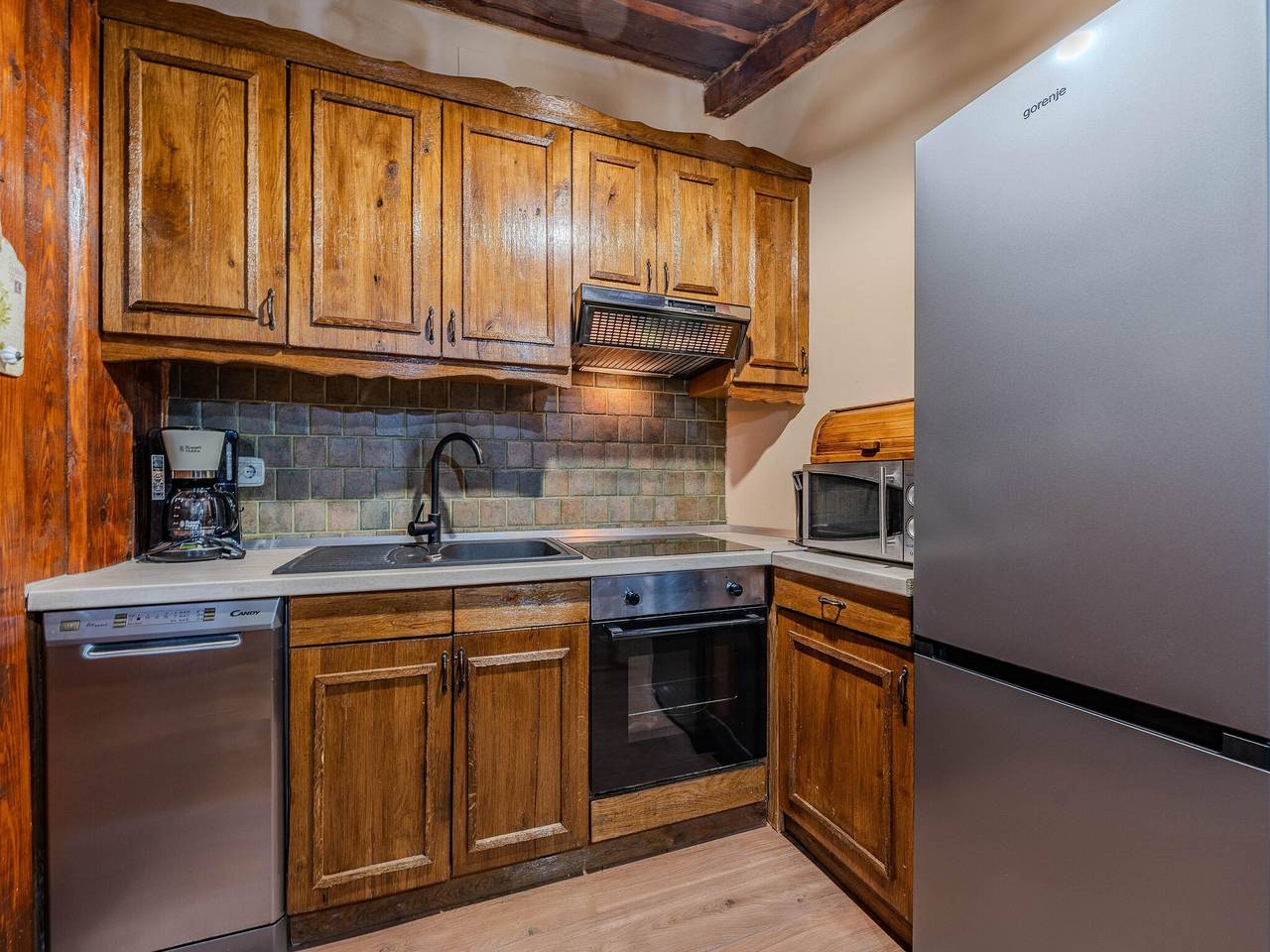 Vakantiehuis in Sukošan bij de Zee in Sukošan, Zadar