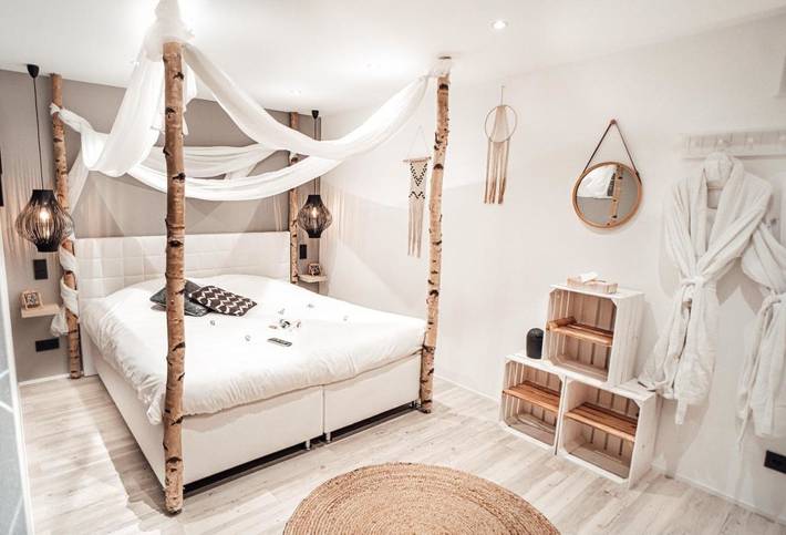 Gîte pour 2 personnes, avec Jacuzzi et Terrasse ainsi que Jardin et Sauna à Ralingen