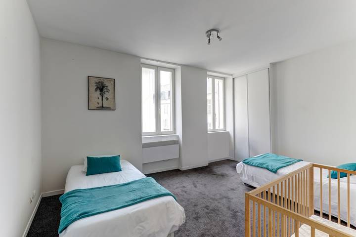 Gîte pour 4 personnes, avec balcon, animaux acceptés à Néris-les-Bains - 4