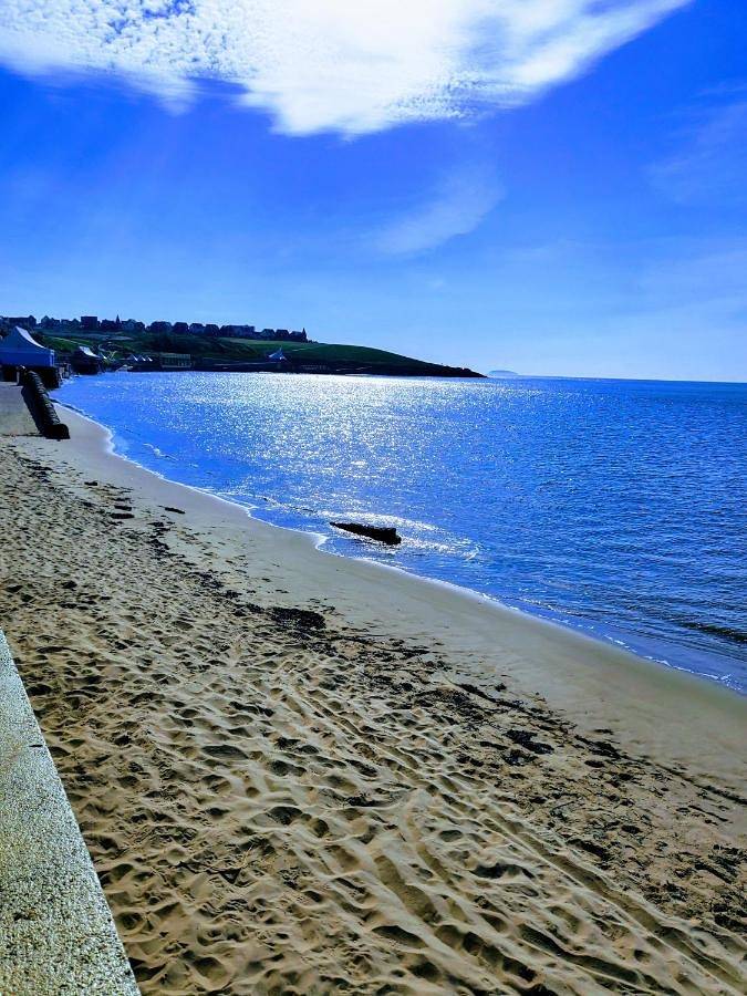 Location de vacances pour 12 personnes, avec Balcon et Terrasse ainsi que Jardin et Vue à Barry