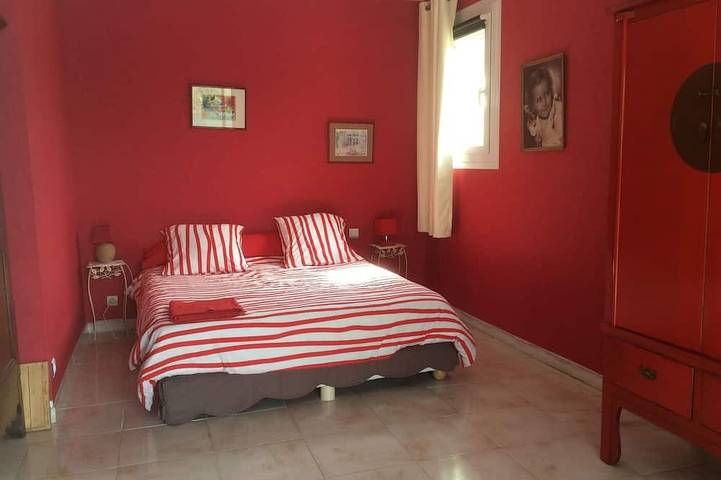 Location de vacances pour 8 personnes, avec jardin à Saint-Jean-de-Cornies - 3