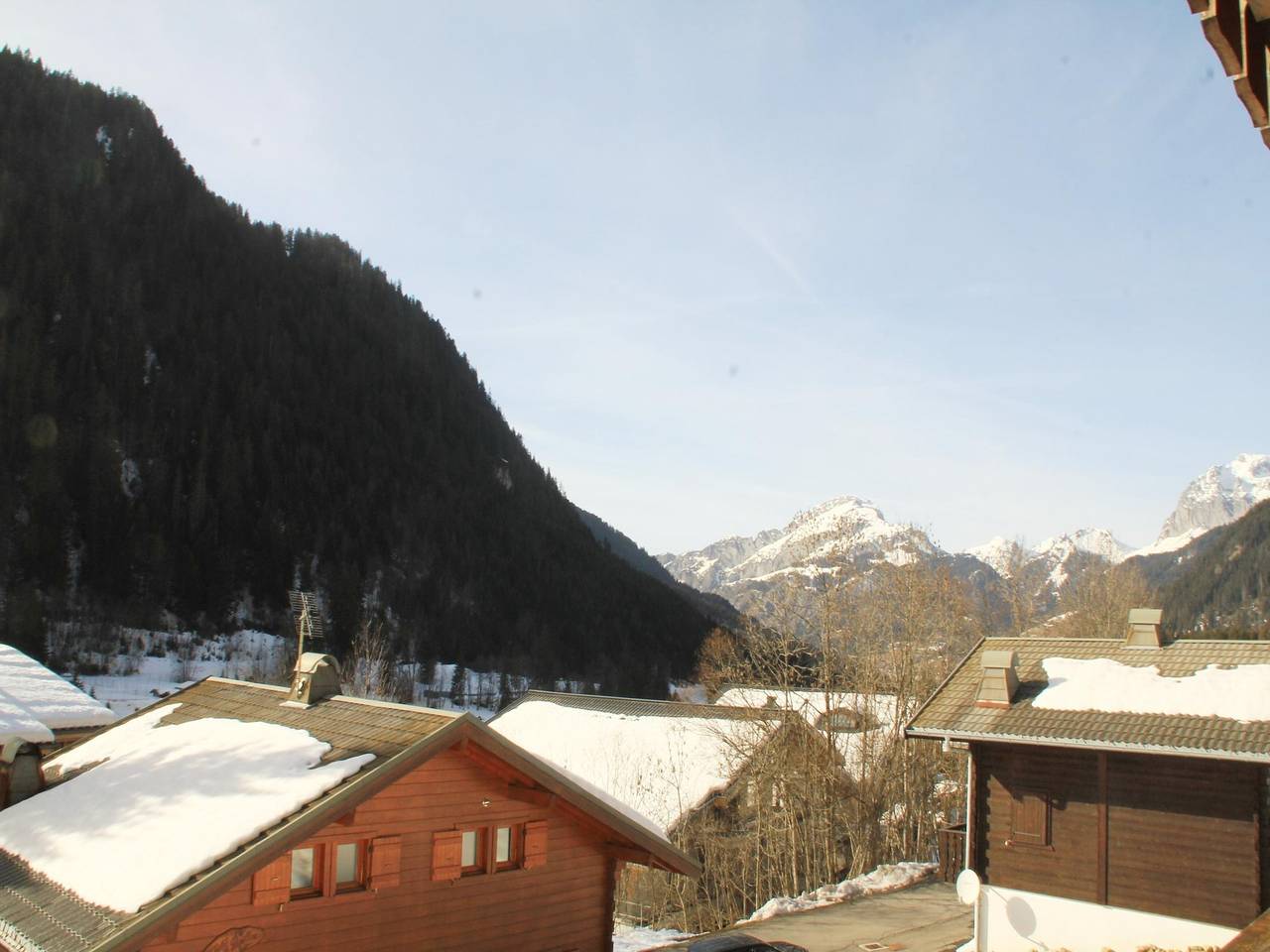 Appartement entier, Chalet à La Béchigne avec Vue sur la Vallée in Chatel, Les Portes du Soleil