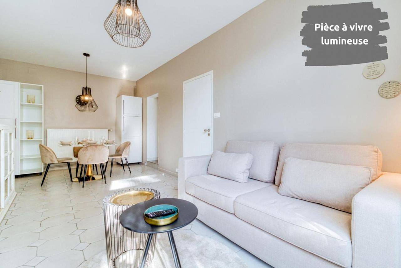Appartement entier, One-Bedroom Apartment with Garden View in Douai, Département Nord