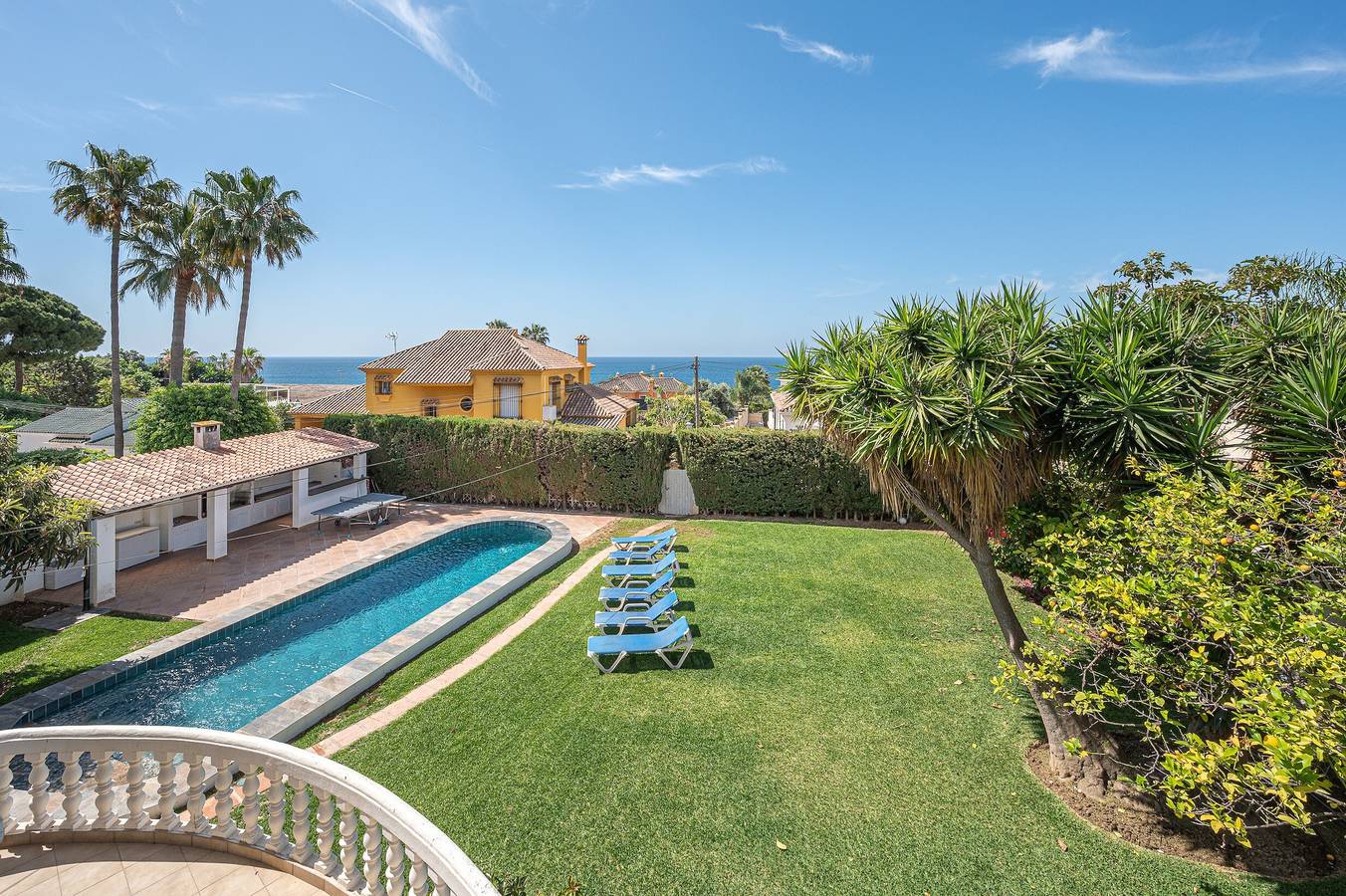 Marbella Villa for 16 Guests – Heated Pool in Las Chapas, Marbella