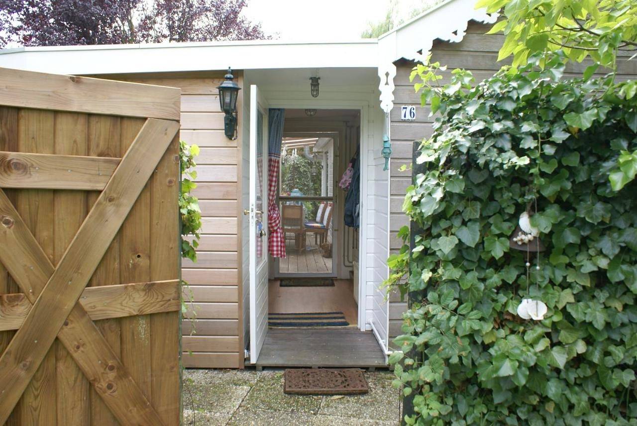 Two-Bedroom Chalet in Vinkeveen, Groene Hart
