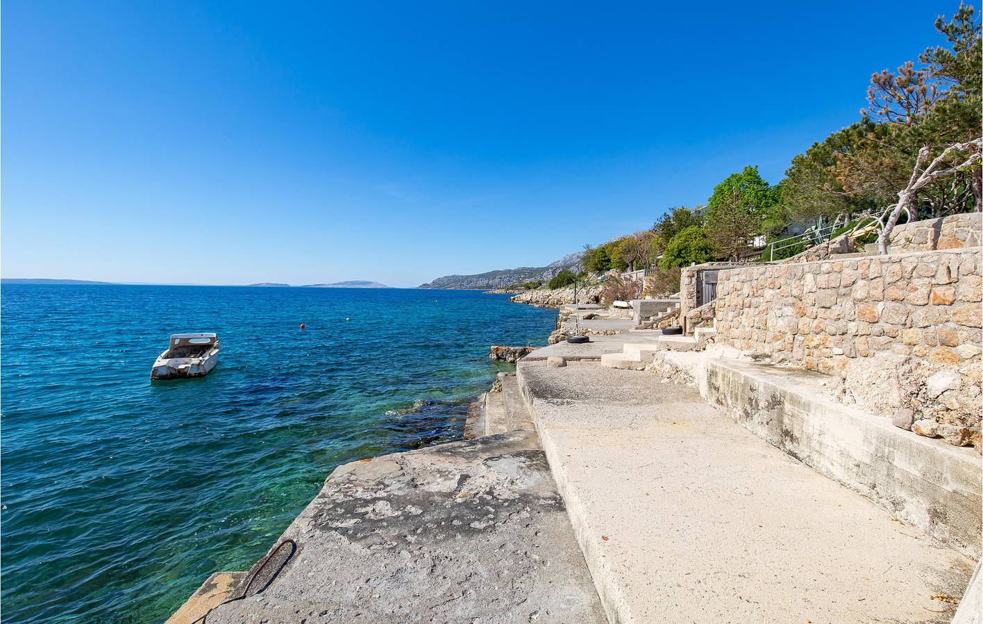 Ganze Ferienwohnung, Ferienwohnung für 8 Personen mit Garten in Cesarica, Kvarner Festland