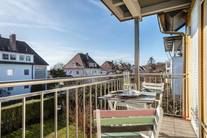 Ferienwohnung für 3 Personen, mit Seeblick und Balkon in Friedrichshafen - 2