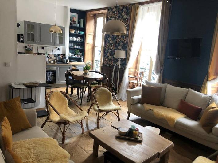 Gîte pour 8 personnes, avec Vue dans Office De Tourisme Des Eaux Bonnes