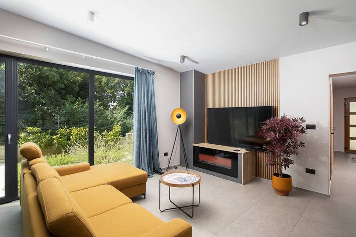 Villa für 10 Personen, mit Terrasse und Garten sowie Pool in Kroatien - 3