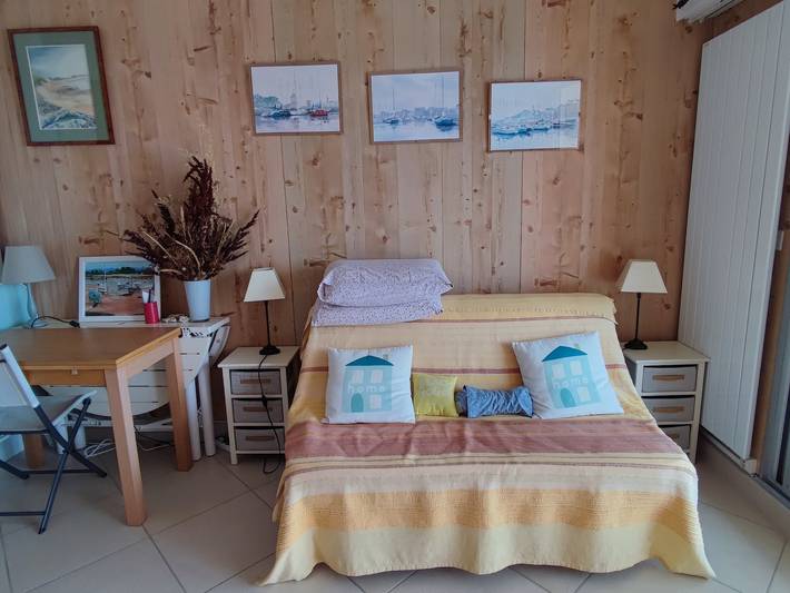 Gîte pour 2 personnes, avec balcon dans Plage du Nau - 4