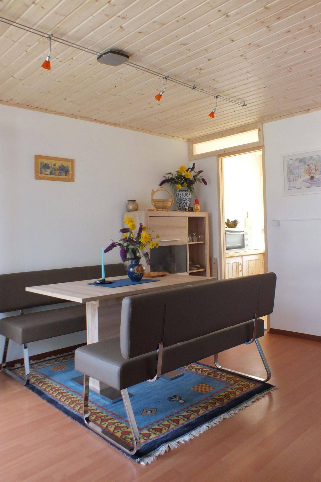 Freistehendes Ferienhaus beim Wellnessbad mit eingezäuntem Garten und Terrasse in Dombowa, Komitat Tolnau