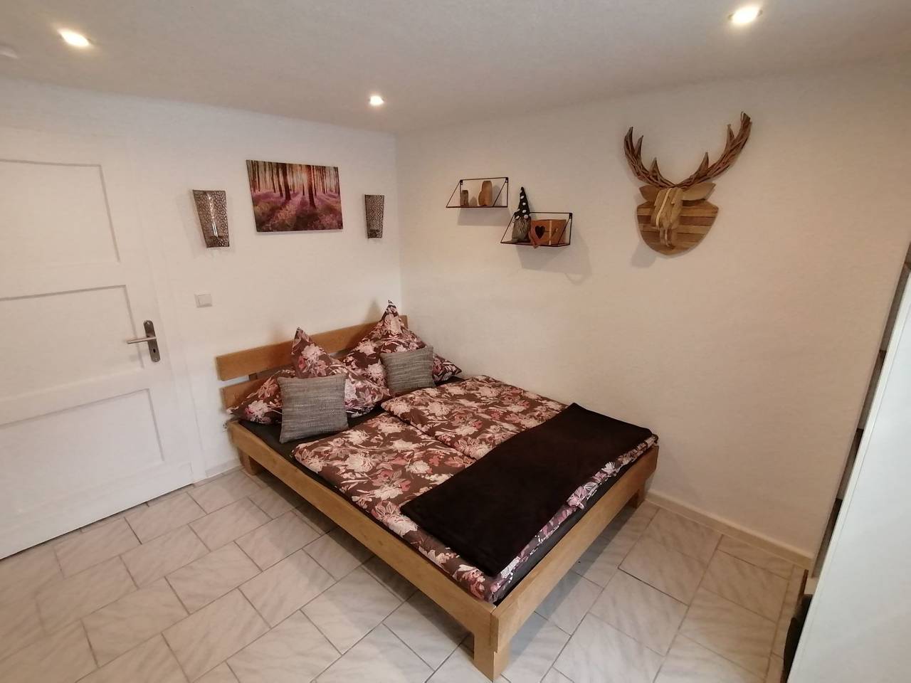 Ganze Wohnung, Appartement mit Terrasse in Habscheid, Eifelkreis Bitburg-Prüm